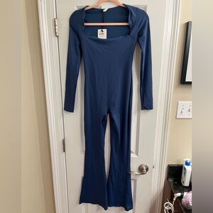 NWT PollyPark Blue Long Sleeve Jumpsuit Size Small